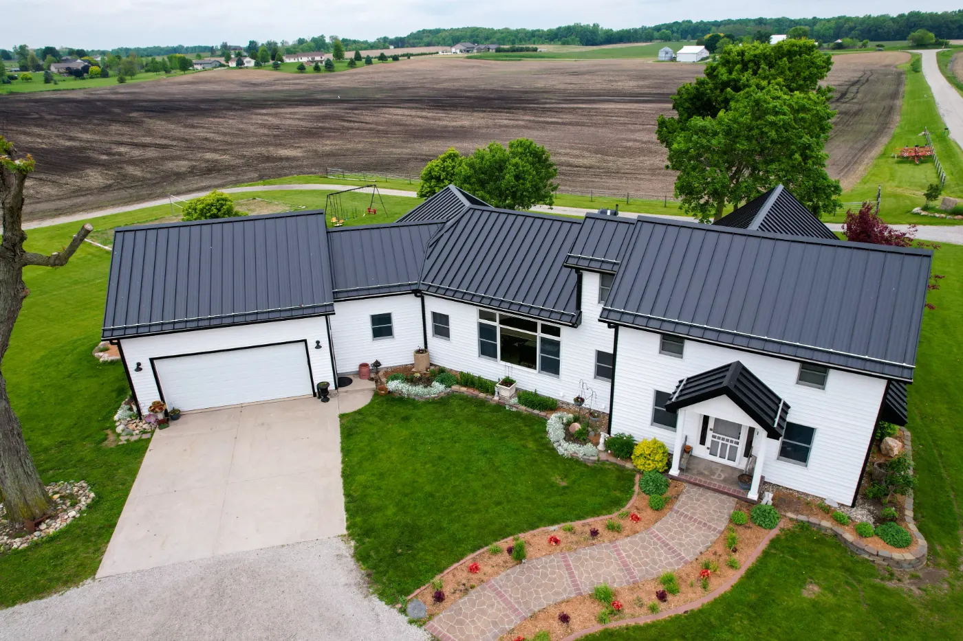 Manufacturer-certified roof installation in Rocky Ripple